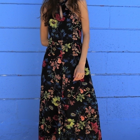 Floral Keyhole Mock Neck Maxi Dress - Picture 3 of 5